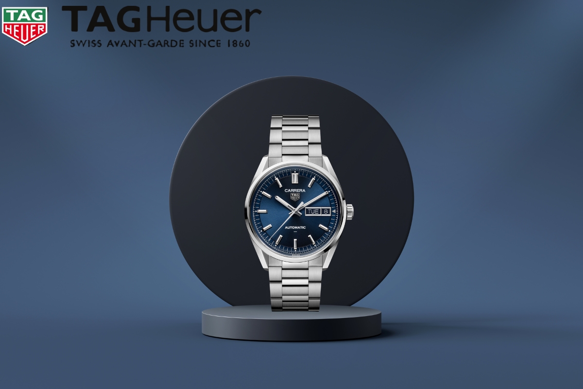 TAG Heuer sat